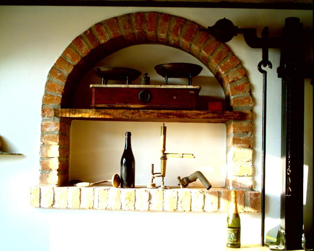 Agriturismo Vecchio Torchio カネッリ エクステリア 写真