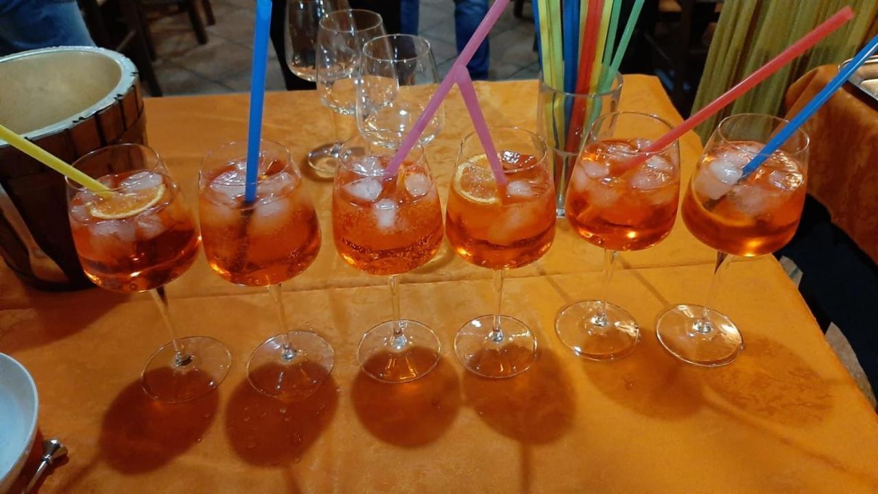 Agriturismo Vecchio Torchio カネッリ エクステリア 写真
